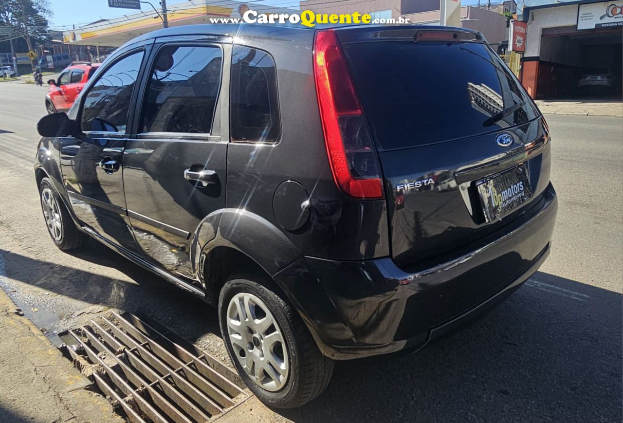 FORD   FIESTA 1.6 8V FLEXCLASS 1.6 8V FLEX 5P   CINZA 2013 1.6 FLEX - Loja