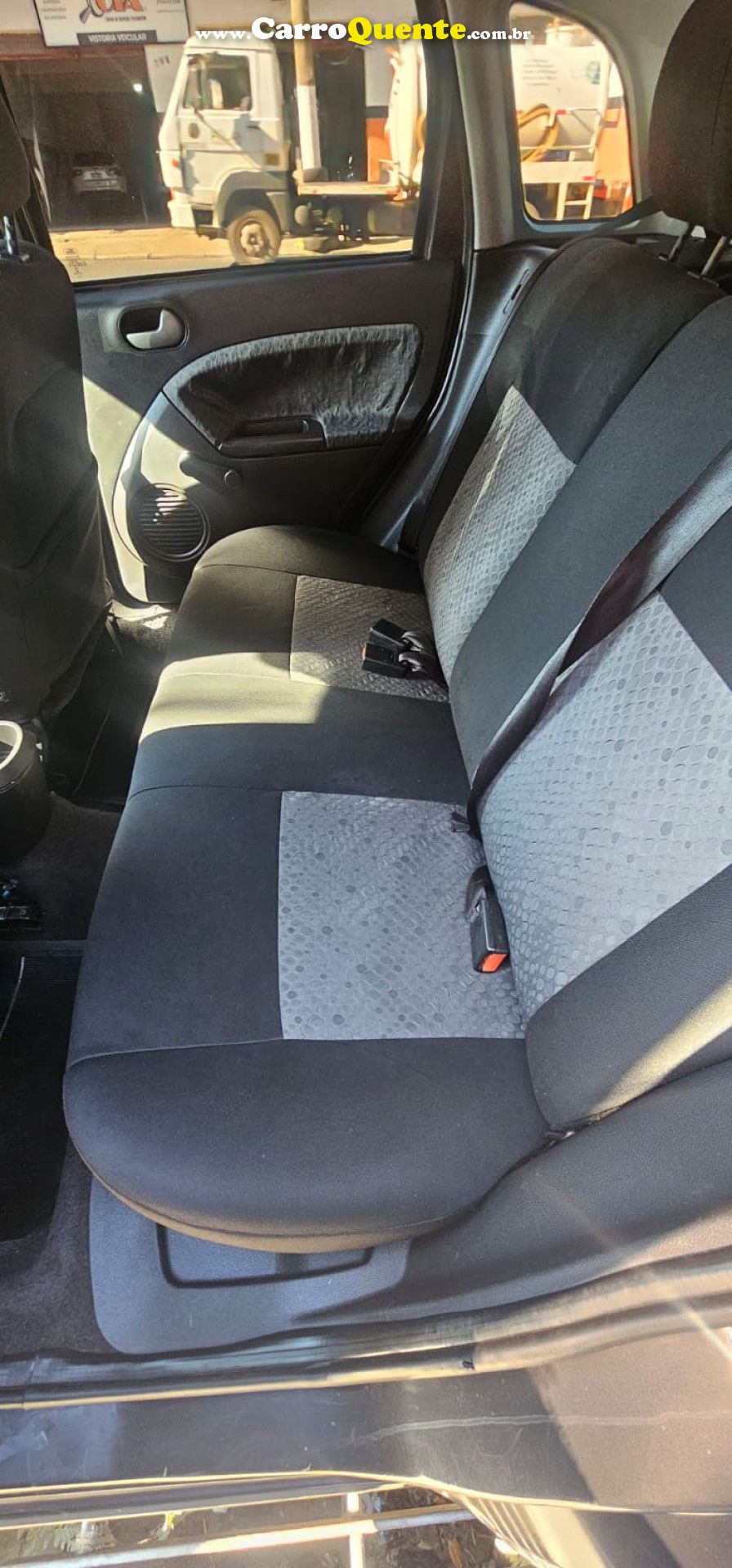 FORD   FIESTA 1.6 8V FLEXCLASS 1.6 8V FLEX 5P   CINZA 2013 1.6 FLEX - Loja