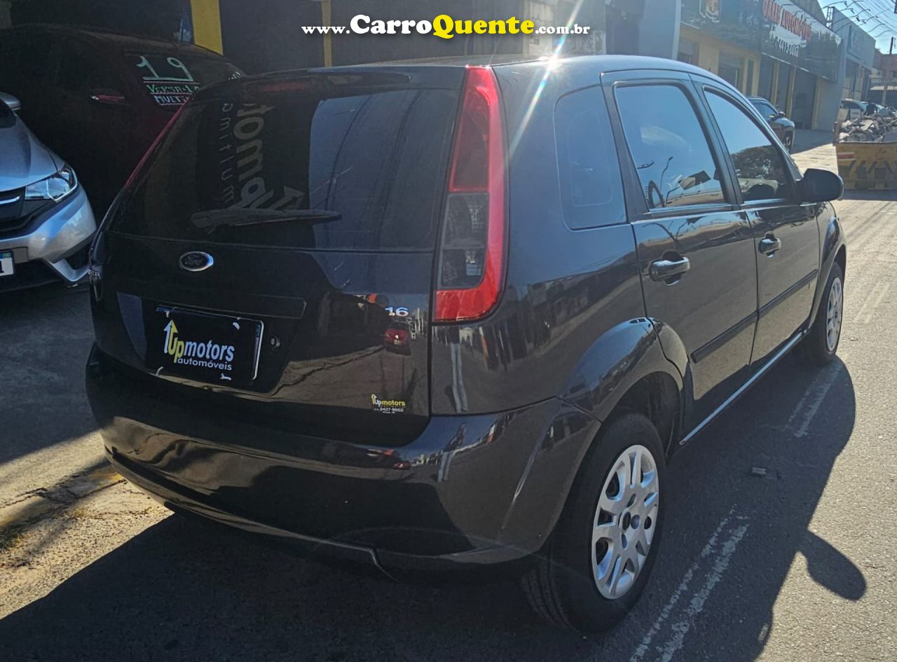 FORD   FIESTA 1.6 8V FLEXCLASS 1.6 8V FLEX 5P   CINZA 2013 1.6 FLEX - Loja
