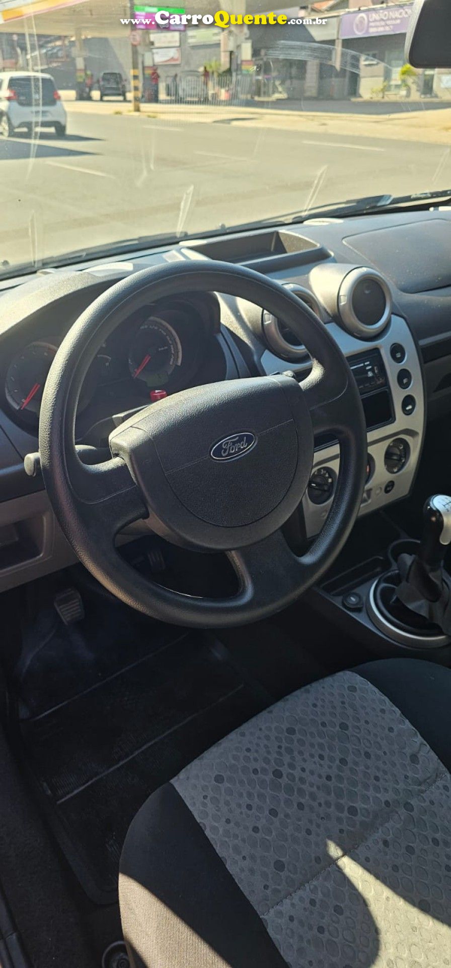 FORD   FIESTA 1.6 8V FLEXCLASS 1.6 8V FLEX 5P   CINZA 2013 1.6 FLEX - Loja
