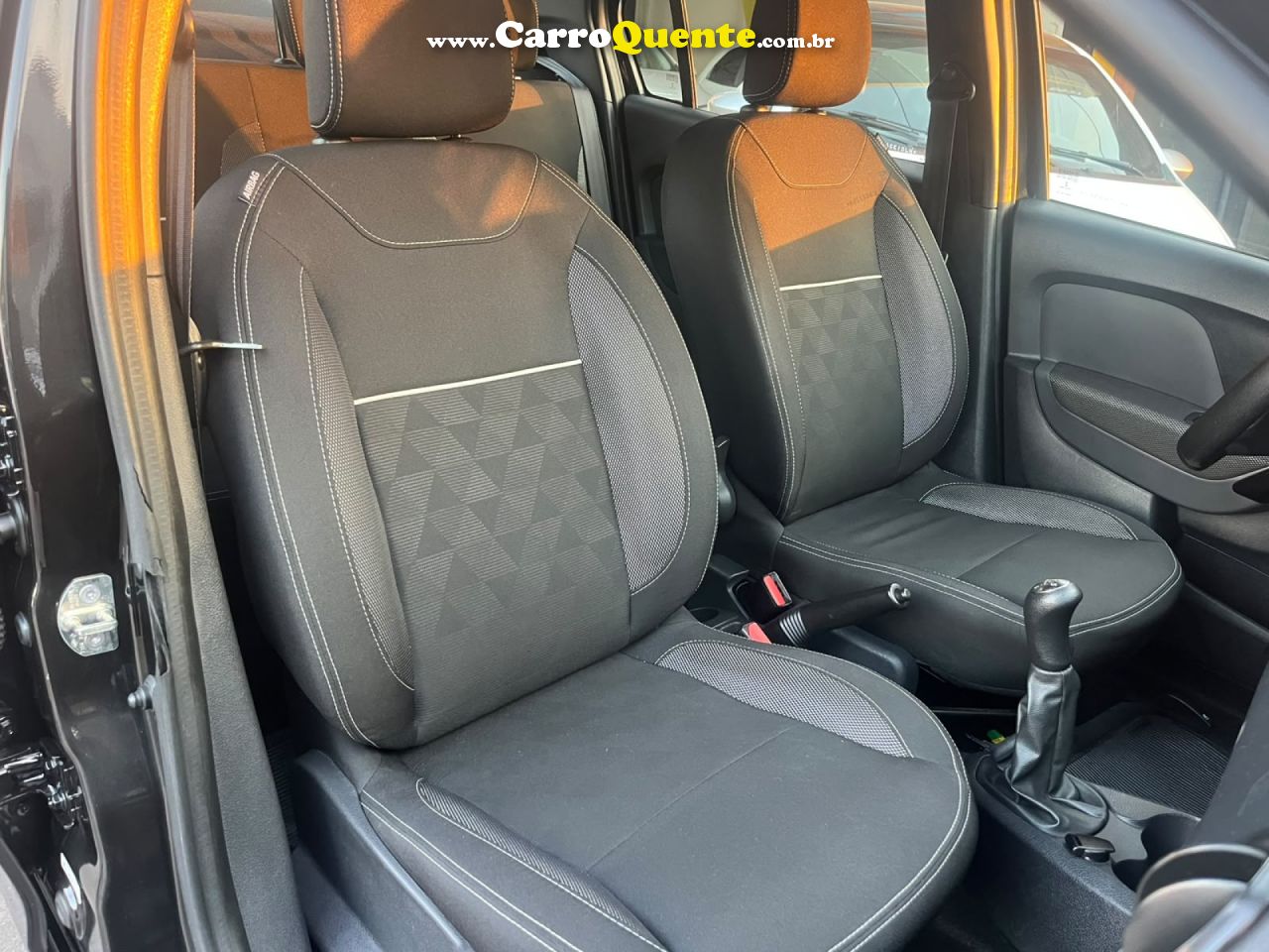 RENAULT   LOGAN ZEN FLEX 1.0 12V 4P MEC.   PRETO 2022 1.0 FLEX - Loja