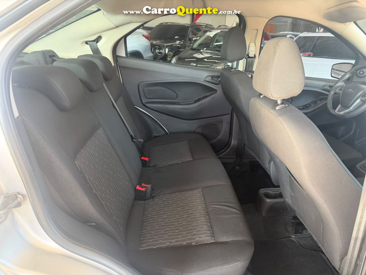 FORD   KA 1.5 SEDAN SE PLUS 12V FLEX 4P AUT.   PRATA 2020 1.5 FLEX - Loja