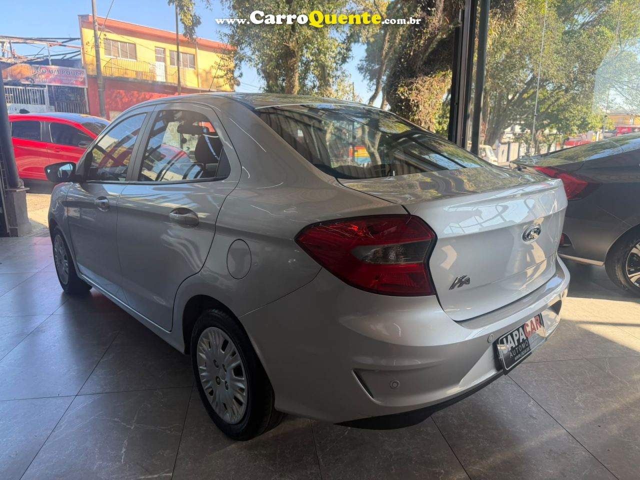 FORD   KA 1.5 SEDAN SE PLUS 12V FLEX 4P AUT.   PRATA 2020 1.5 FLEX - Loja