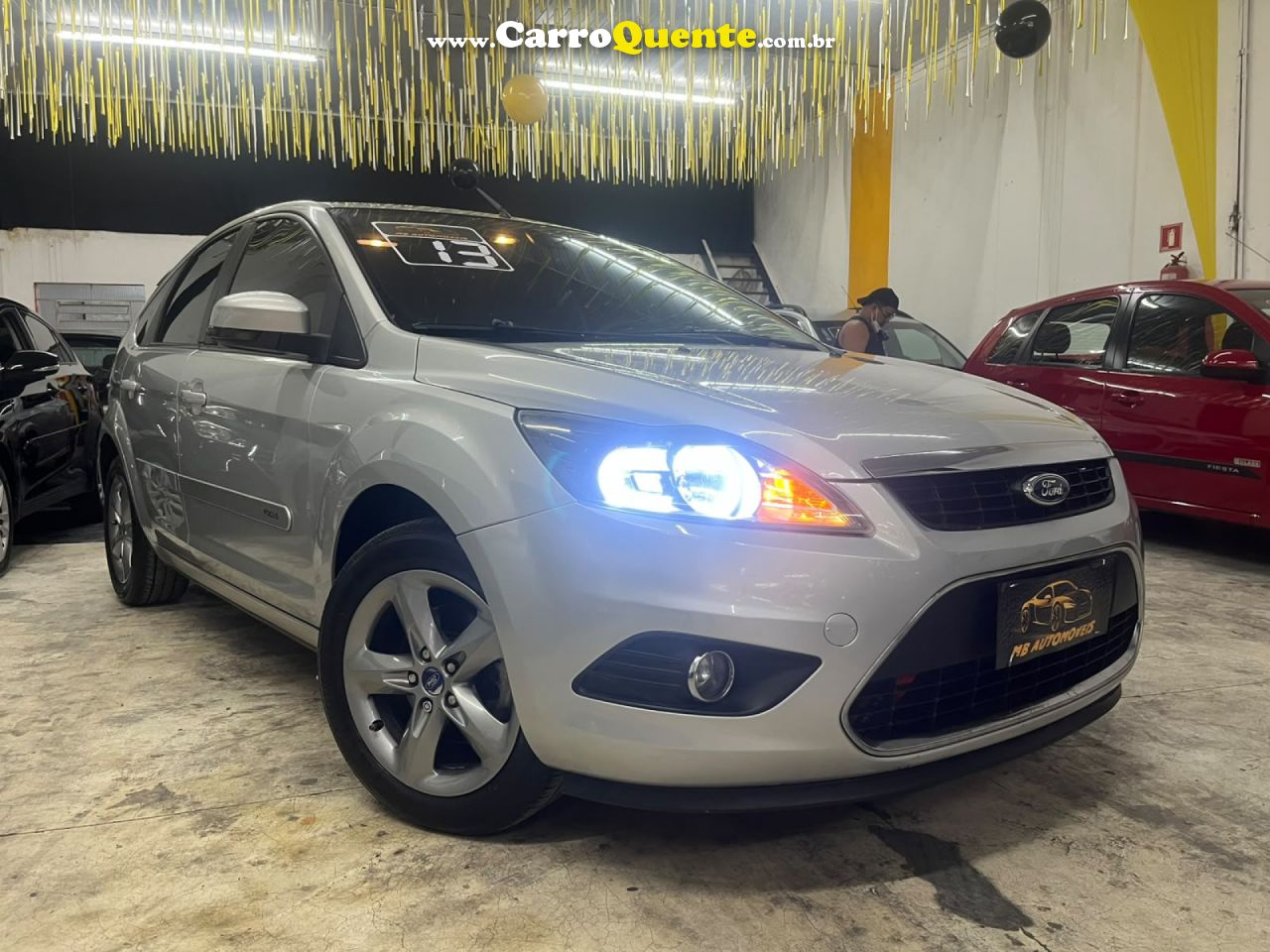 FORD   FOCUS 2.0 16VSESE PLUS FLEX 5P AUT.   PRATA 2013 2.0 FLEX - Loja