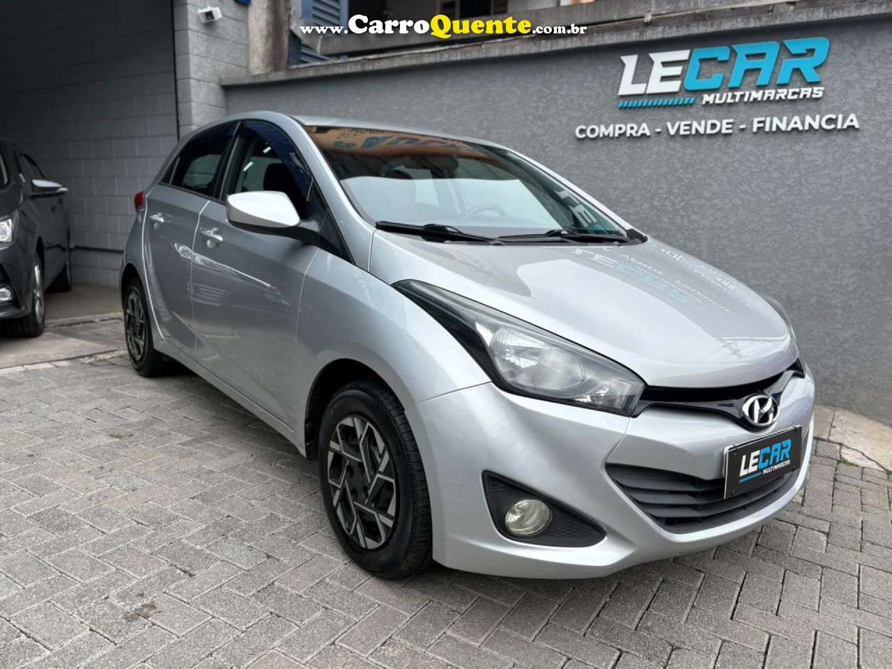 HYUNDAI   HB20 C.STYLEC.PLUS 1.6 FLEX 16V AUT.   PRATA 2015 1.6 FLEX - Loja