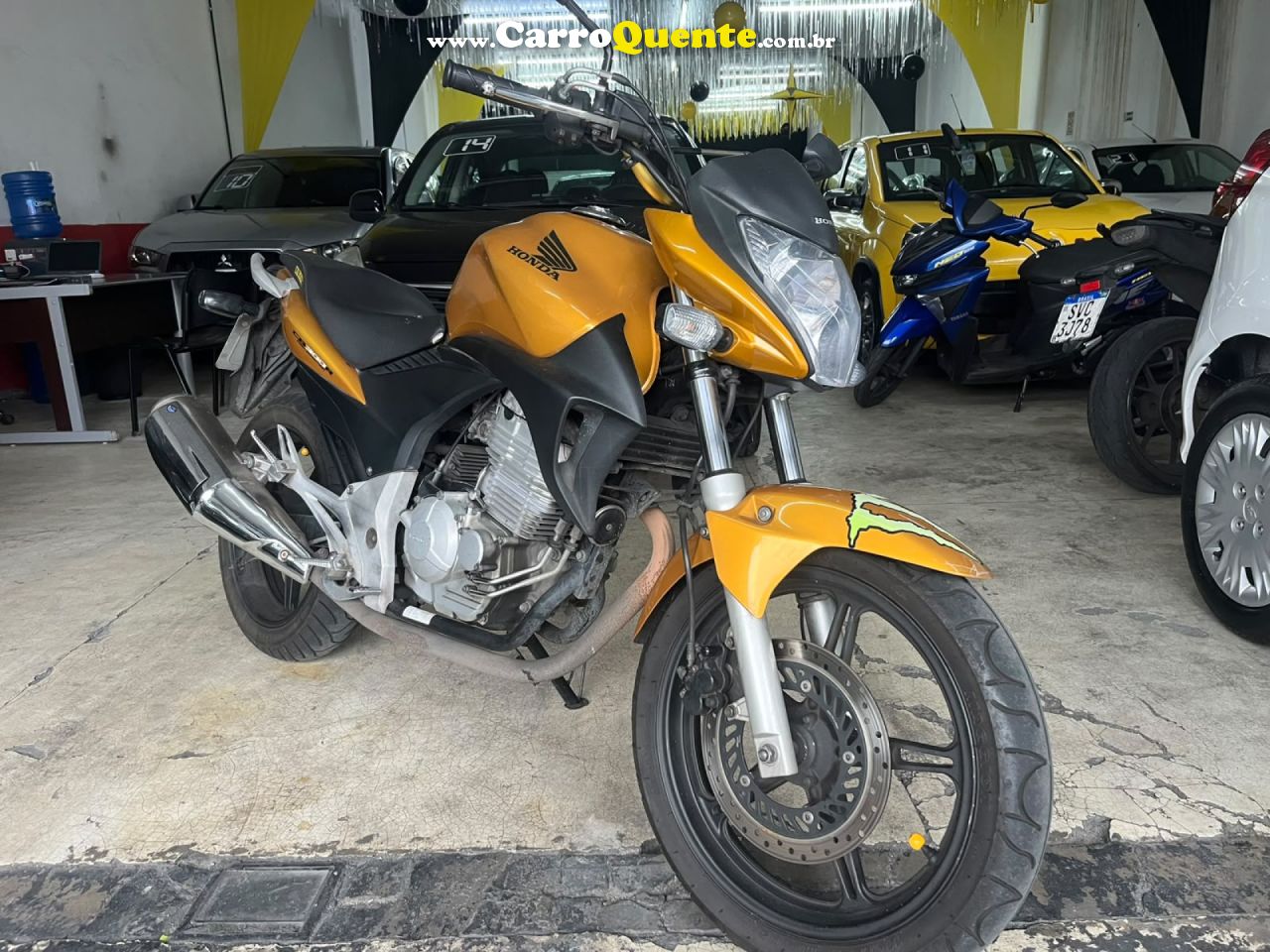 HONDA   CB300R   AMARELO 2010 300 GASOLINA - Loja