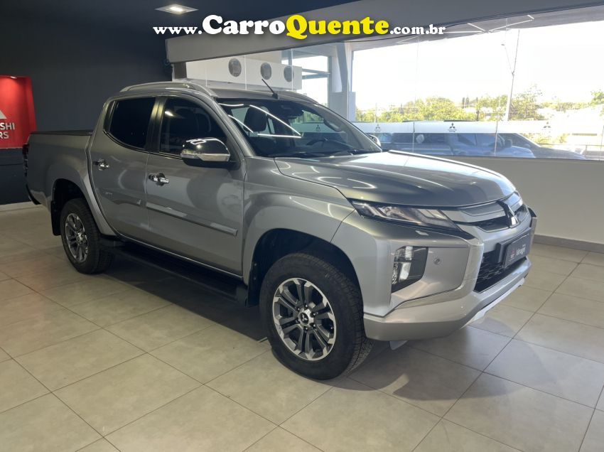Mitsubishi L200 TRITON 2.4 16V TURBO DIESEL SPORT HPE-S CD 4P 4X4 AUTOMÁTICO - Loja