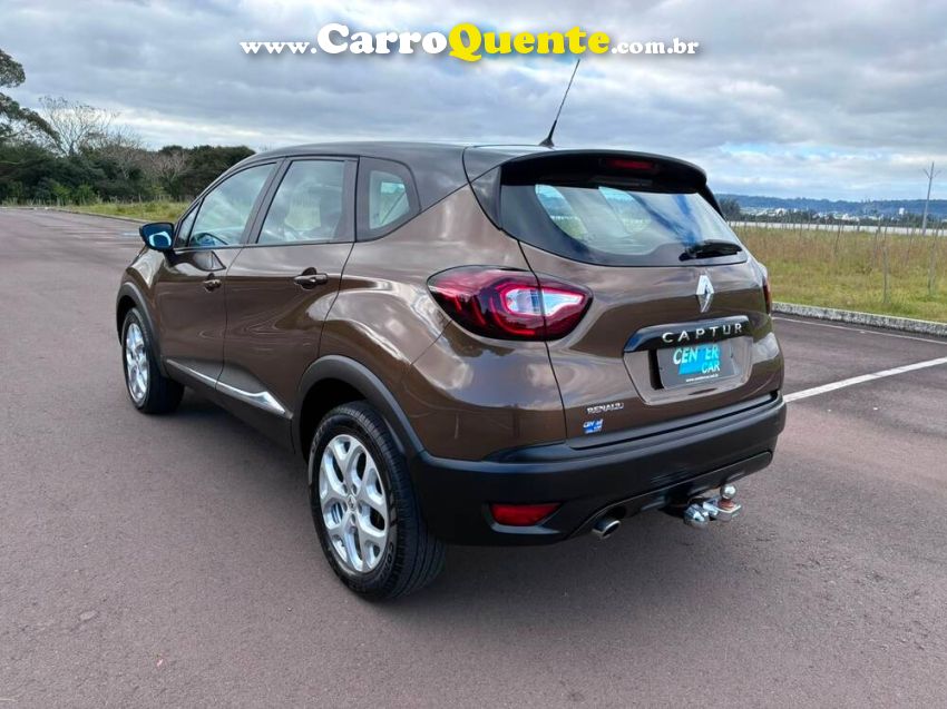 Renault CAPTUR 1.6 16V SCE FLEX LIFE X-TRONIC - Loja