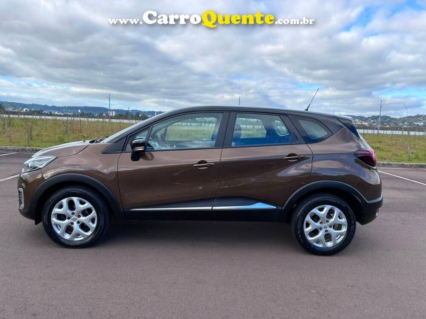 Renault CAPTUR 1.6 16V SCE FLEX LIFE X-TRONIC - Loja