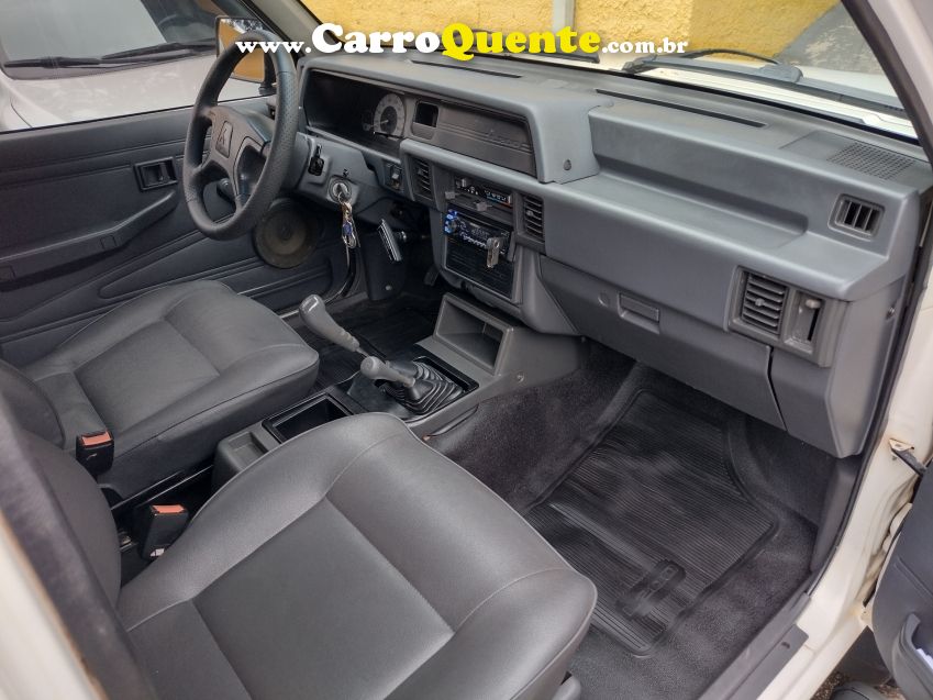 Mitsubishi L200 2.5 GL 4X4 CD 8V TURBO DIESEL 4P MANUAL - Loja