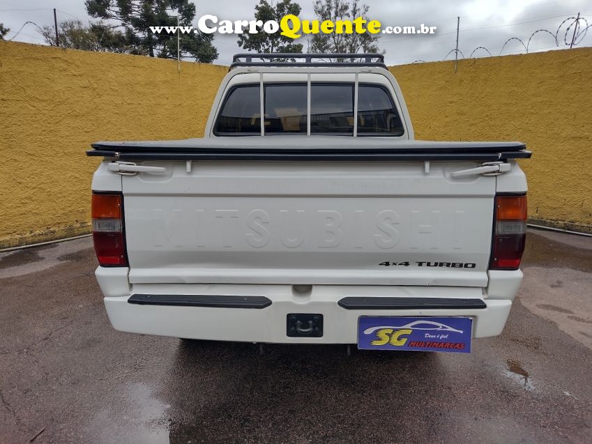 Mitsubishi L200 2.5 GL 4X4 CD 8V TURBO DIESEL 4P MANUAL - Loja