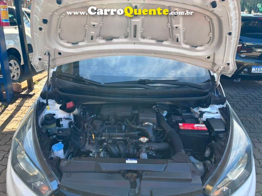 Hyundai HB20 1.0 COMFORT 12V FLEX 4P MANUAL - Loja