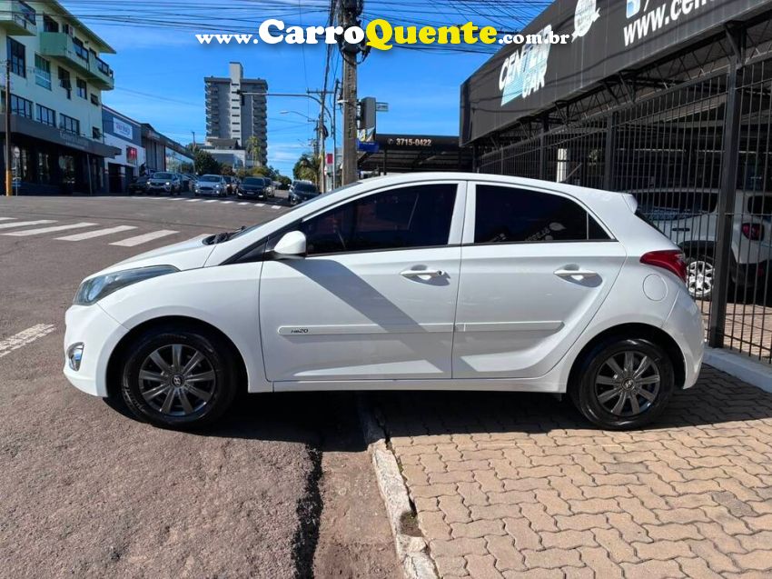 Hyundai HB20 1.0 COMFORT 12V FLEX 4P MANUAL - Loja