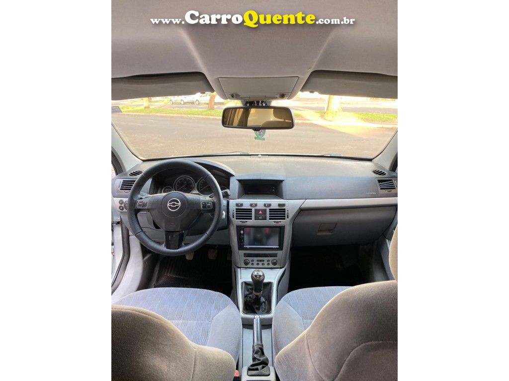 Vectra Elegan. 2.0 MPFI 8V FlexPower Mec - Loja