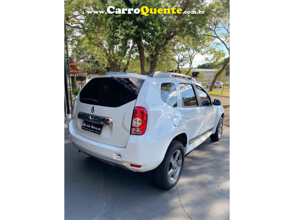 DUSTER Dynamique 2.0 Flex 16V Aut. - Loja