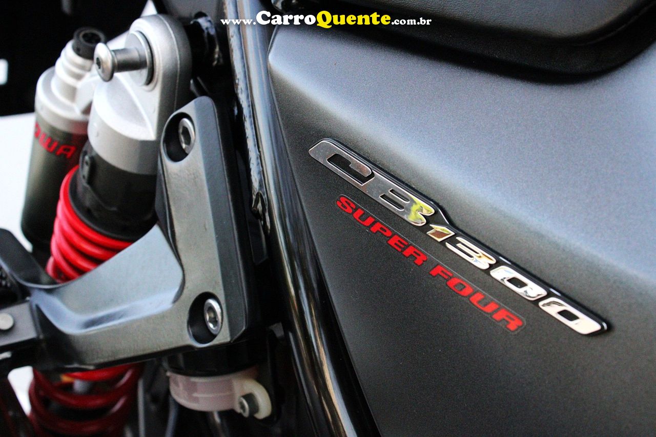 HONDA CB 1300 F SUPER FOUR 2008 - Loja