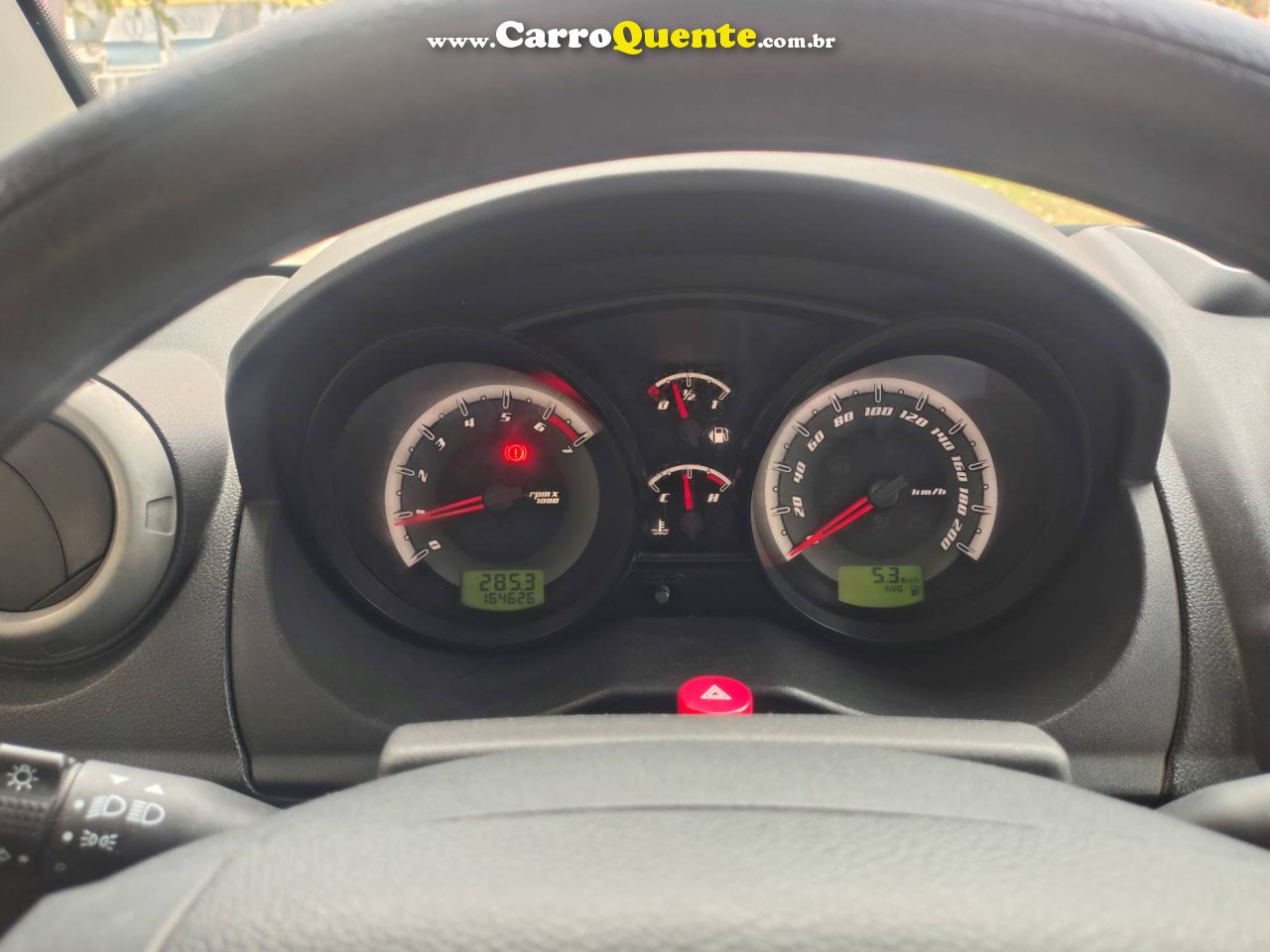 FORD FIESTA 1.6 ROCAM SE SEDAN 8V 2014 - Loja