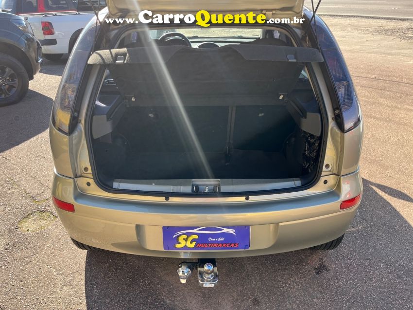 Chevrolet CORSA 1.4 MPFI PREMIUM 8V FLEX 4P MANUAL - Loja