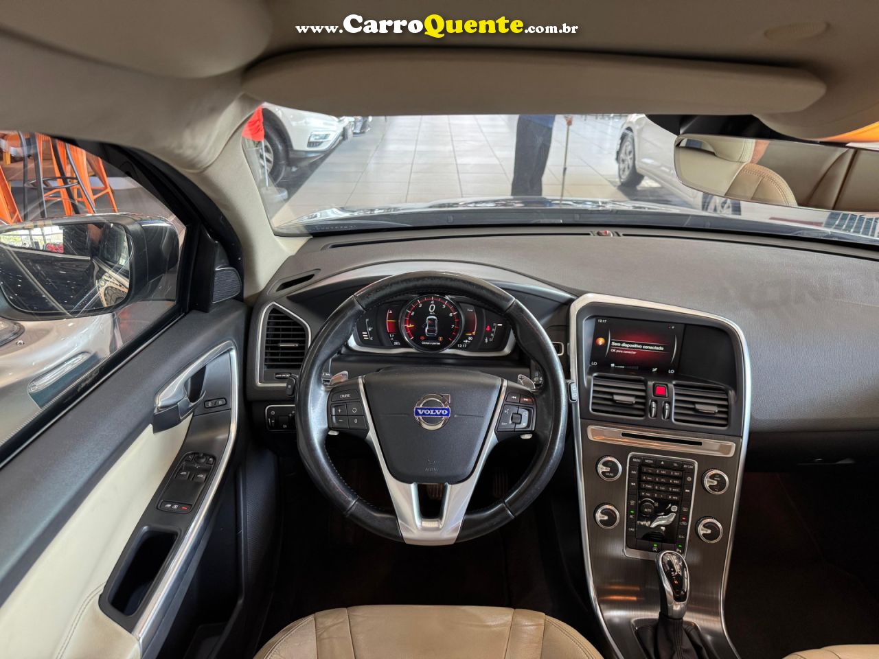 VOLVO XC60 2.0 T5 DYNAMIC FWD TURBO 2015 - Loja