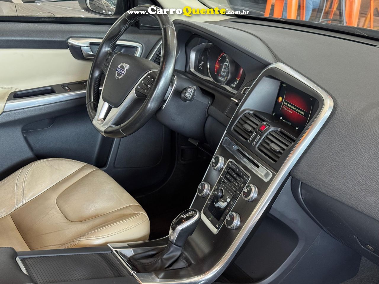 VOLVO XC60 2.0 T5 DYNAMIC FWD TURBO 2015 - Loja