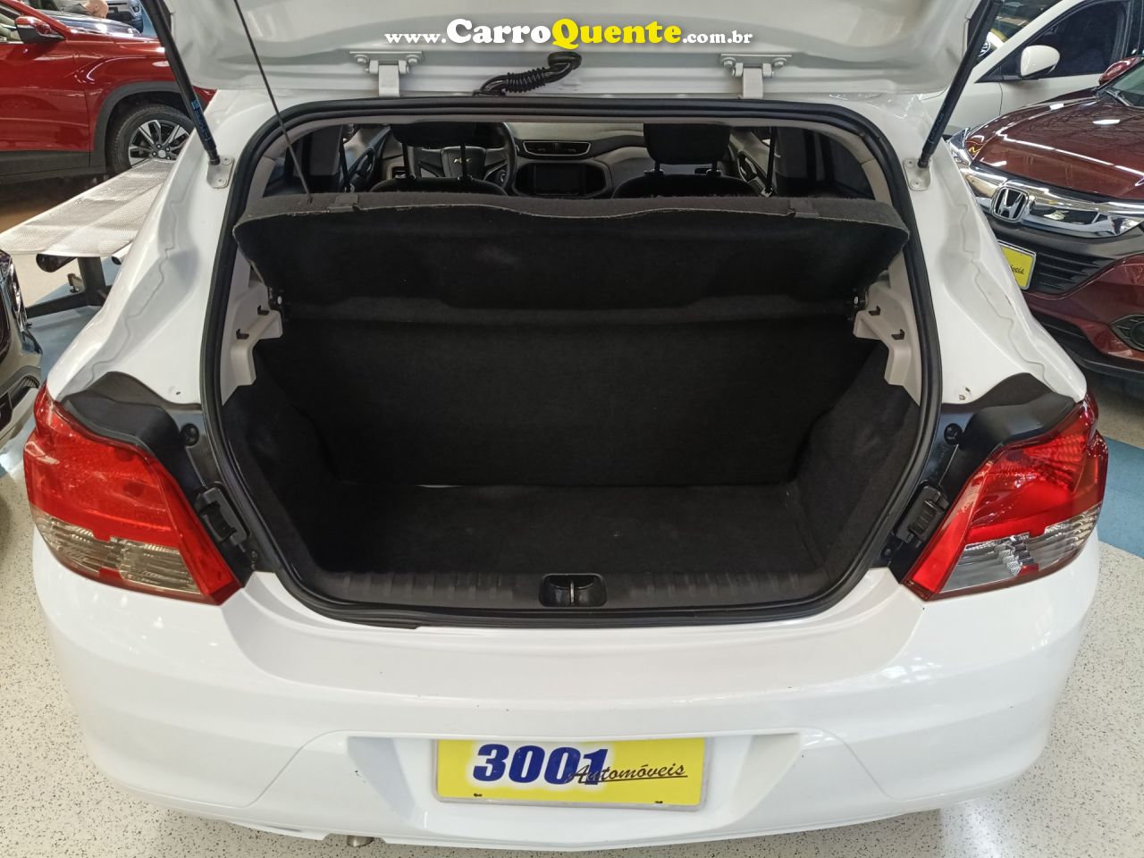 CHEVROLET ONIX 1.0 MPFI LT 8V 2015 - Loja