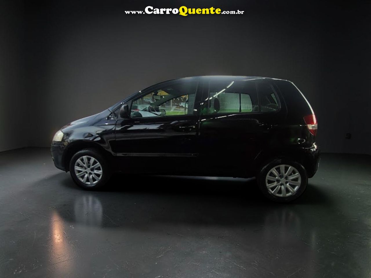 VOLKSWAGEN FOX 1.6 MI SPORTLINE 8V 2005 - Loja