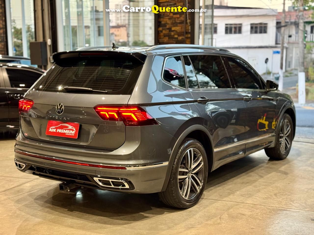 VOLKSWAGEN TIGUAN 2.0 300 TSI ALLSPACE R-LINE 2024 - Loja