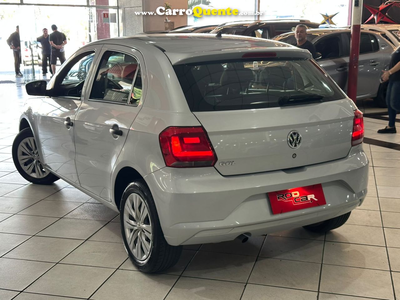 VOLKSWAGEN 2023 - Loja