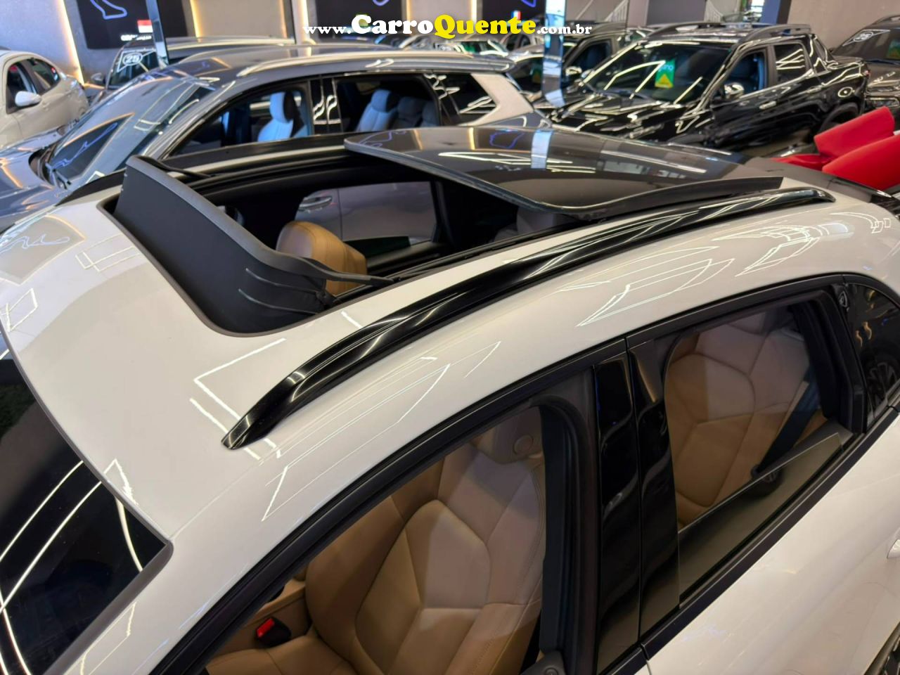 PORSCHE MACAN 2.0 TURBO PDK 2022 - Loja