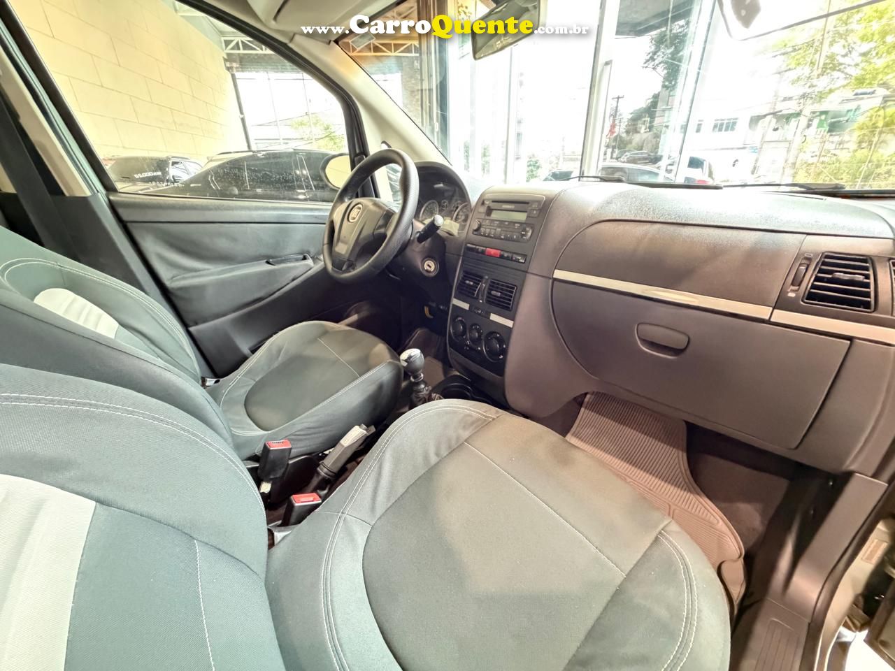 FIAT IDEA 1.4 MPI ATTRACTIVE 8V 2011 - Loja
