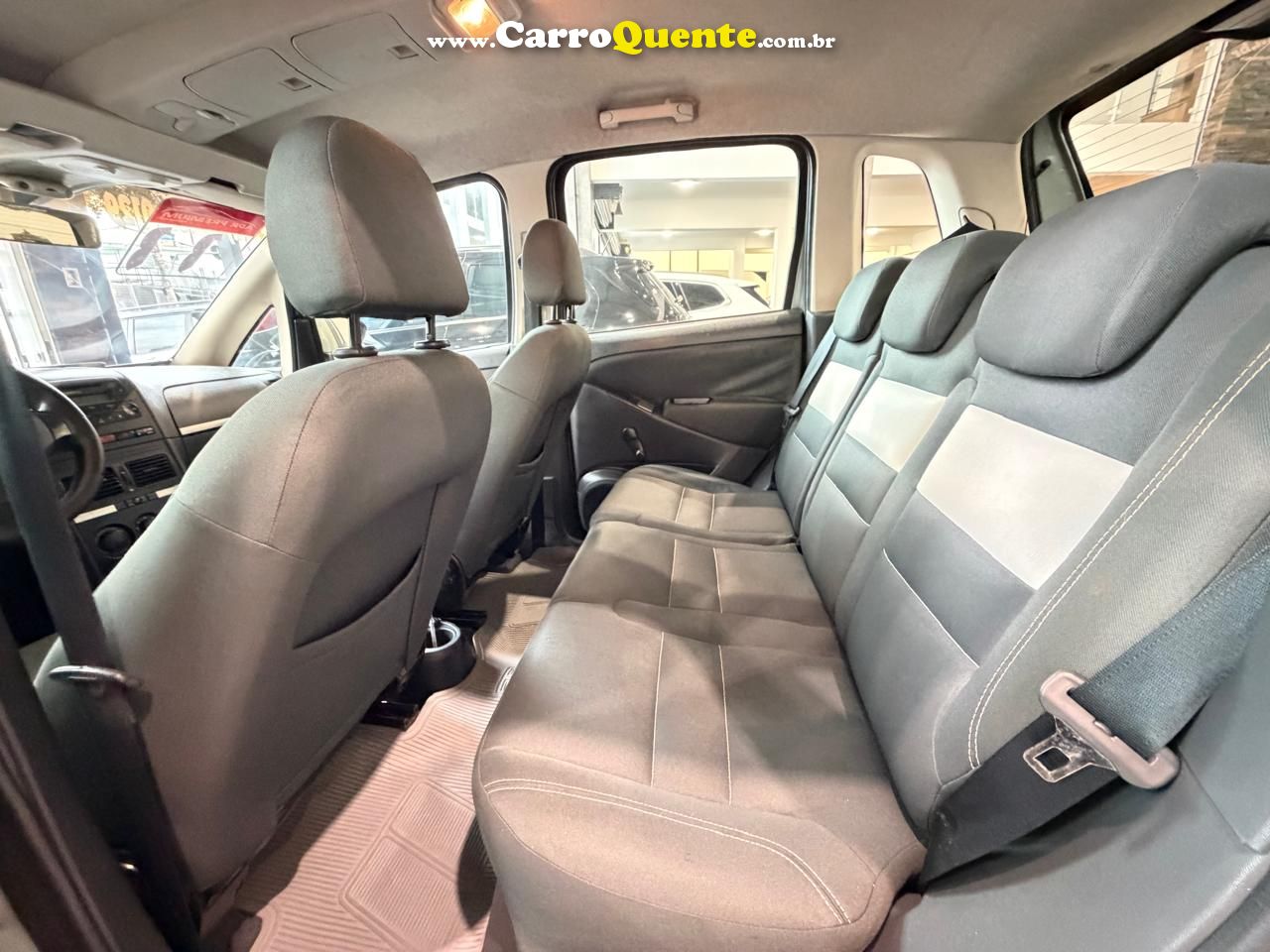 FIAT IDEA 1.4 MPI ATTRACTIVE 8V 2011 - Loja