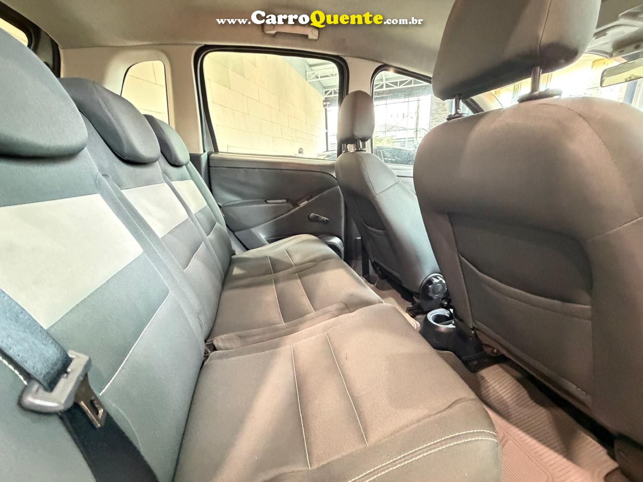 FIAT IDEA 1.4 MPI ATTRACTIVE 8V 2011 - Loja