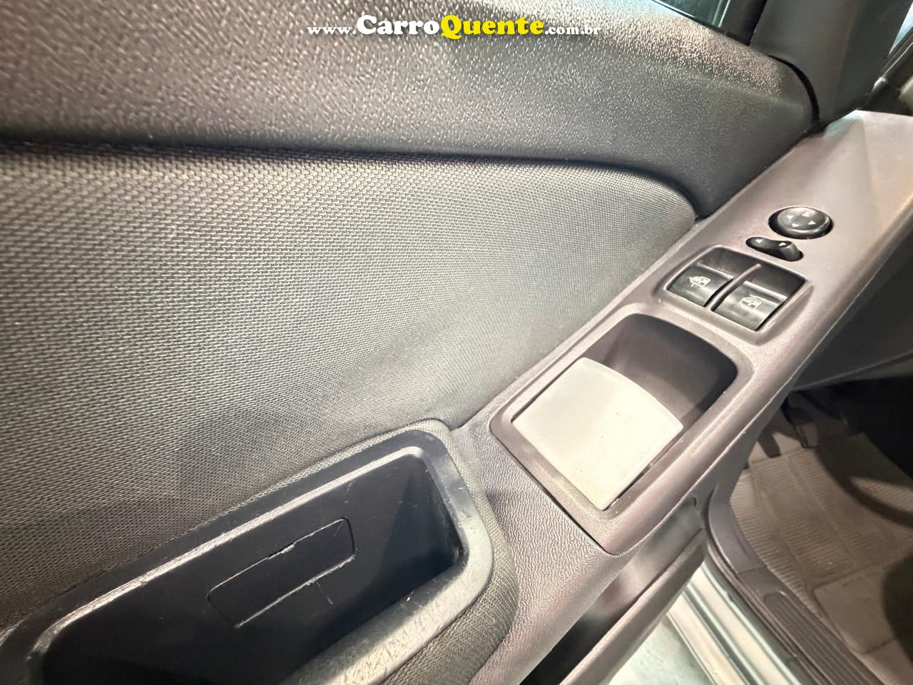 FIAT IDEA 1.4 MPI ATTRACTIVE 8V 2011 - Loja