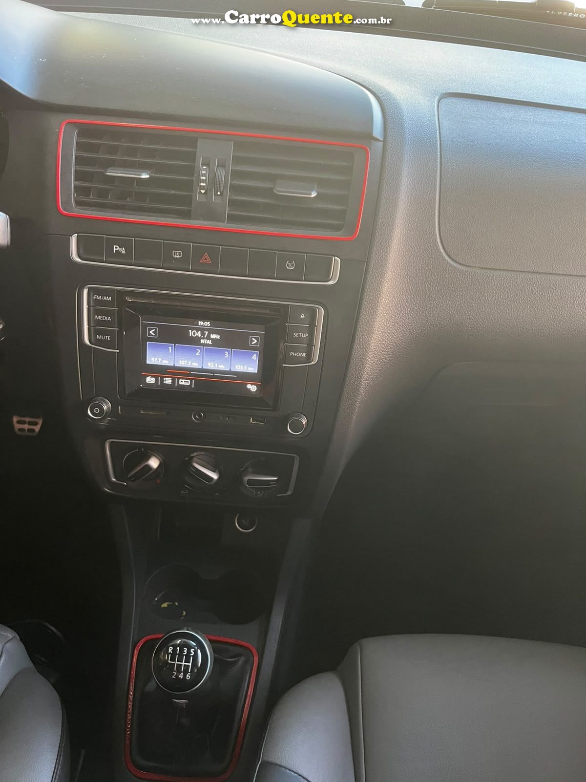 VOLKSWAGEN FOX 1.6 MSI PEPPER 16V 2016 - Loja