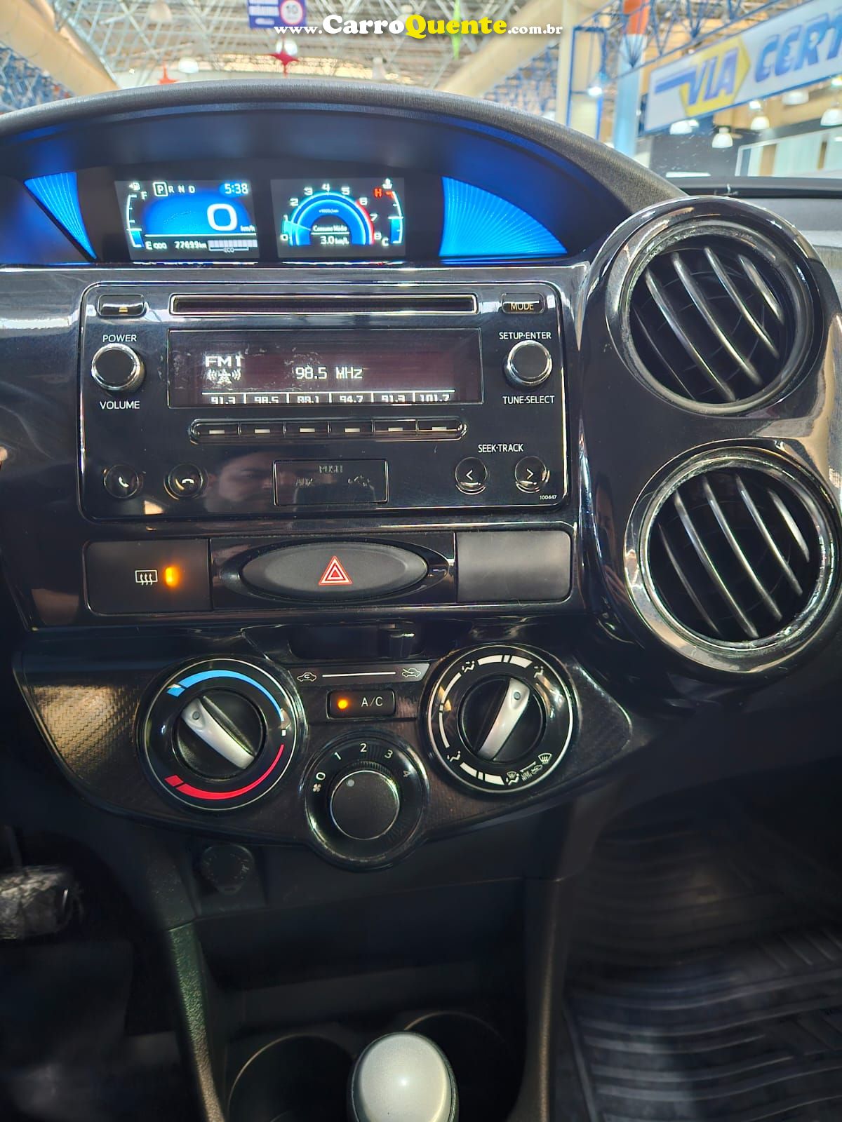 TOYOTA ETIOS 1.5 XS SEDAN 16V 2018 - Loja