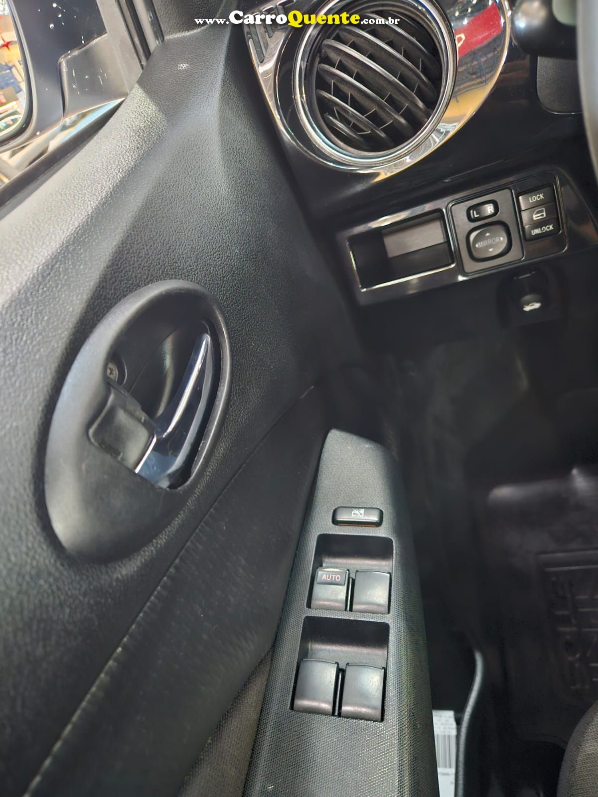 TOYOTA ETIOS 1.5 XS SEDAN 16V 2018 - Loja