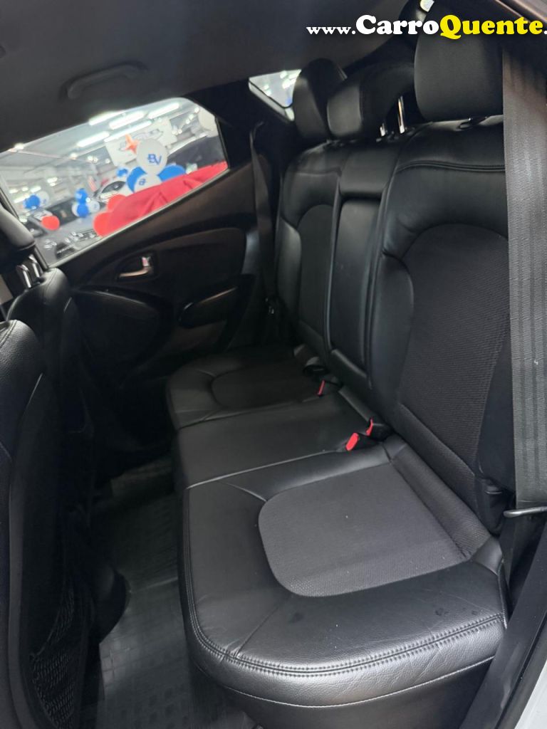 HYUNDAI   IX35 GLS 2.0 16V 2WD FLEX AUT.   PRATA 2015 2.0 FLEX - Loja
