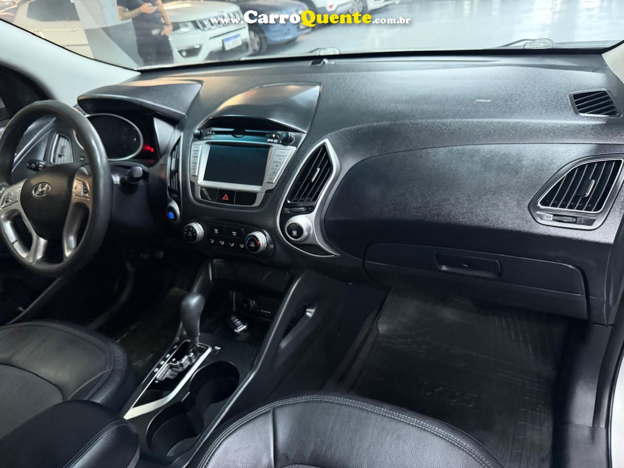 HYUNDAI   IX35 GLS 2.0 16V 2WD FLEX AUT.   PRATA 2015 2.0 FLEX - Loja