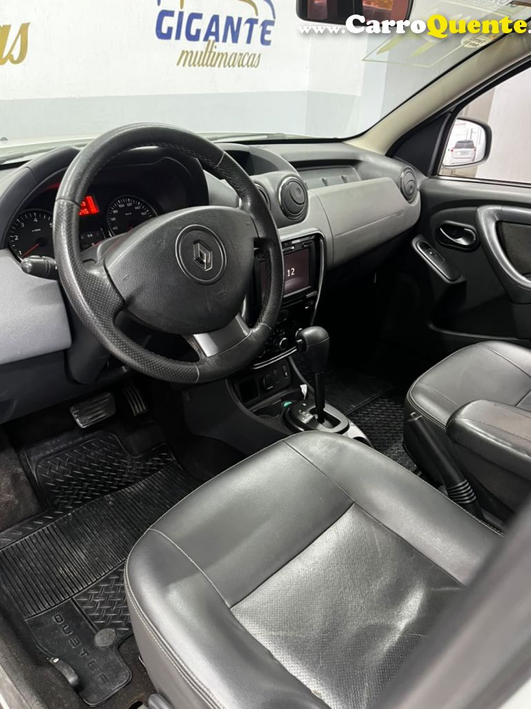 RENAULT   DUSTER DYNAMIQUE 2.0 FLEX 16V AUT.   BRANCO 2014 2.0 FLEX - Loja