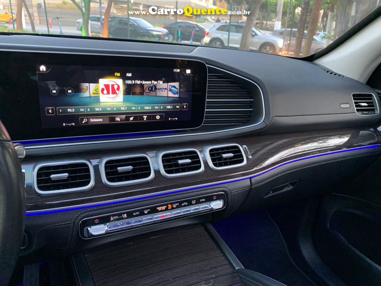 MERCEDES-BENZ   3.0 V6 DIESEL 4MATIC 9G-TRONIC   AZUL 2021 3.0 DIESEL - Loja