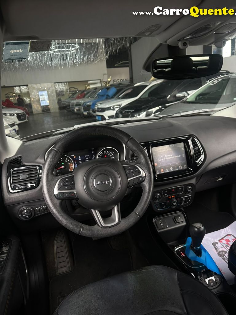 JEEP   COMPASS LIMITED 2.0 4X2 FLEX 16V AUT.   CINZA 2017 2.0 FLEX - Loja