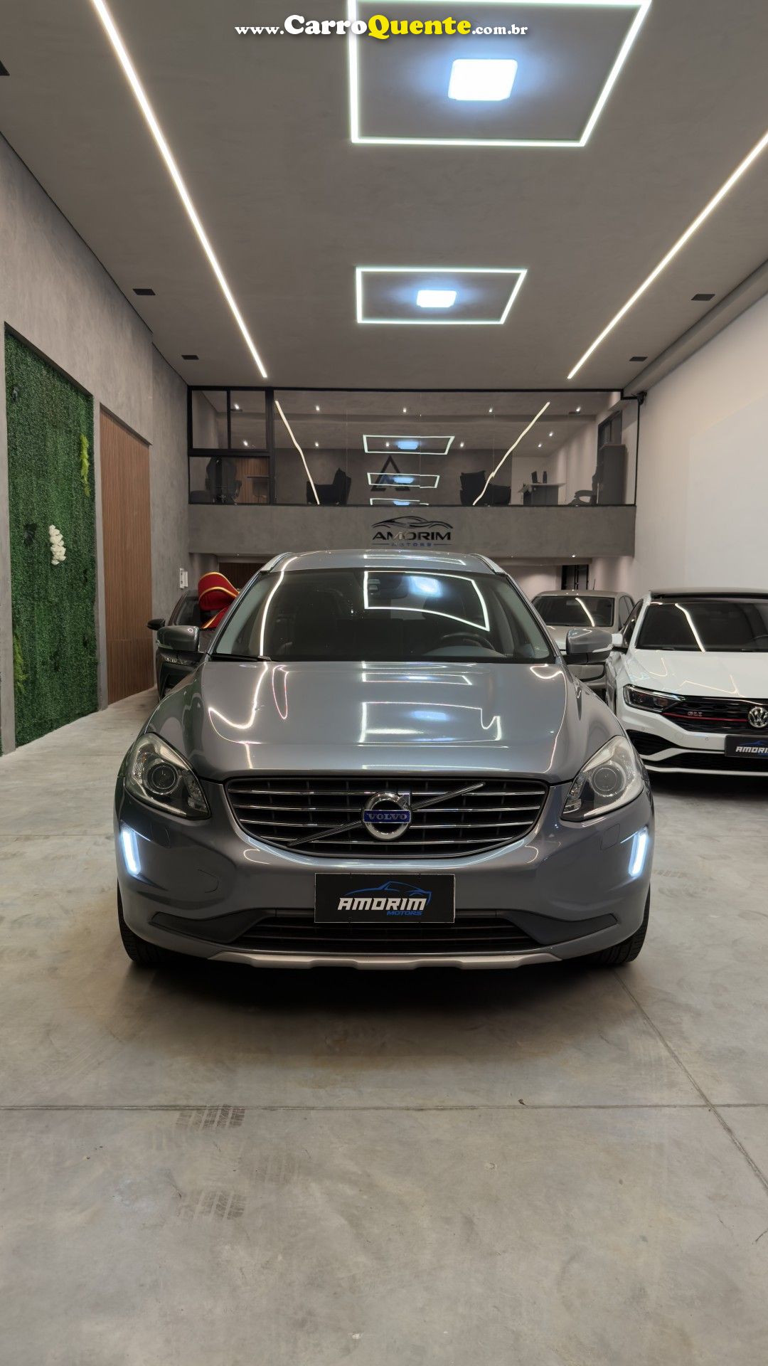 VOLVO   VOLVO XC60 2.0 T5 KIN   CINZA 2017 2.0 GASOLINA - Loja