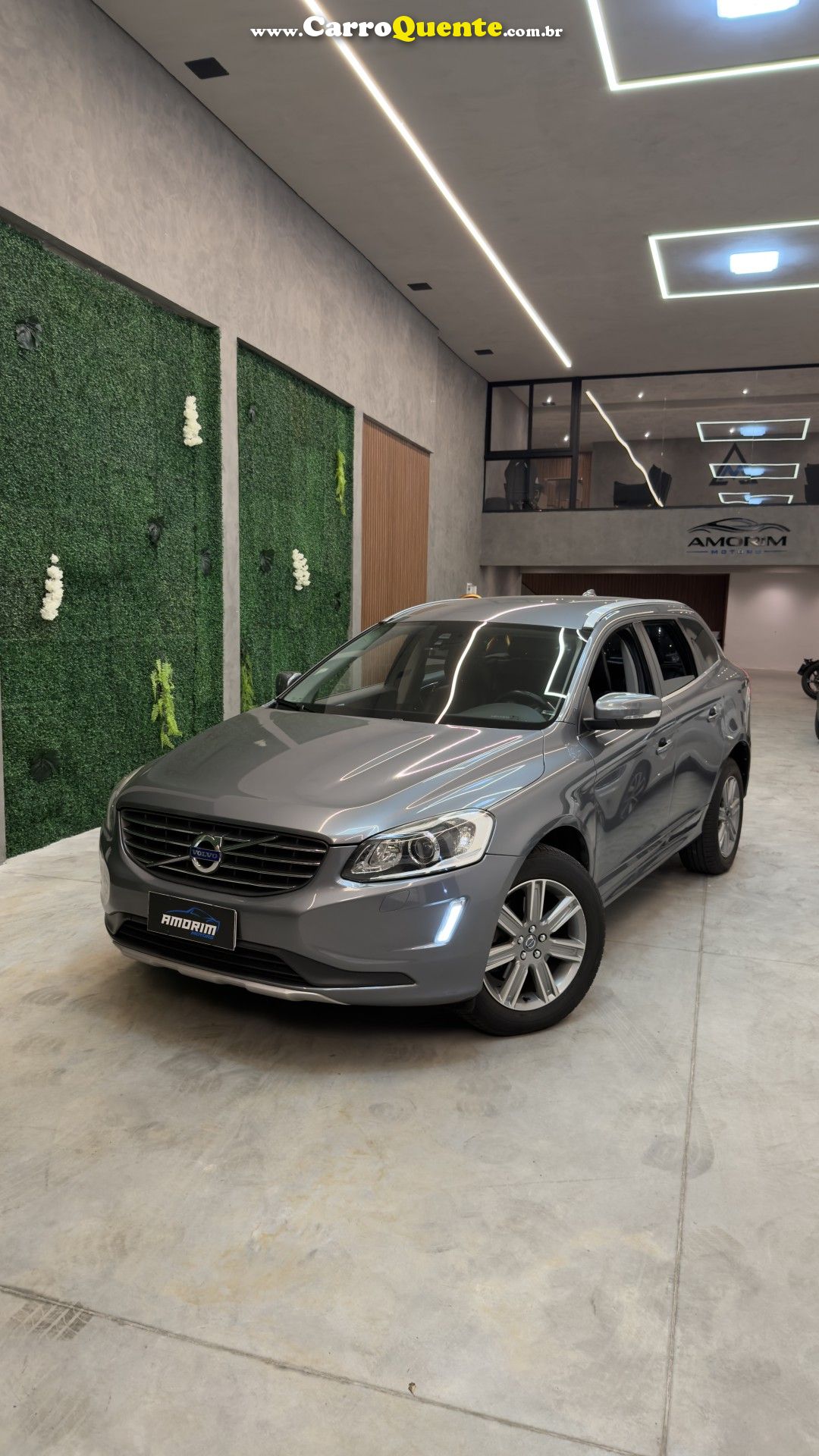 VOLVO   VOLVO XC60 2.0 T5 KIN   CINZA 2017 2.0 GASOLINA - Loja