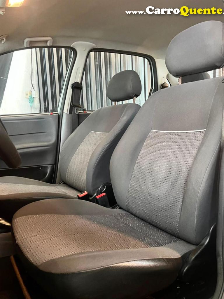 CHEVROLET   CLASSIC LIFELS 1.0 VHC FLEXP. 4P   CINZA 2016 1.0 FLEX - Loja