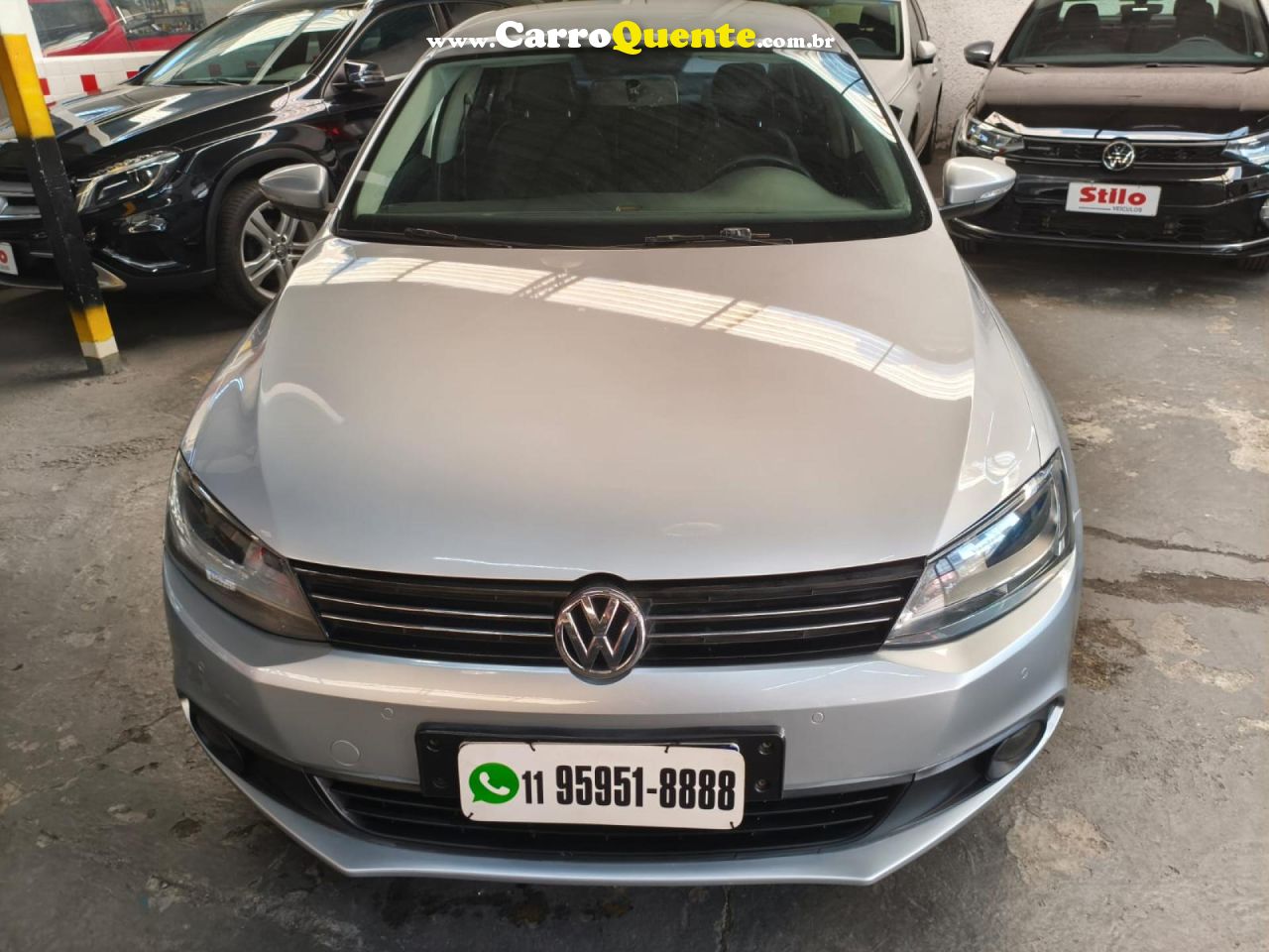 VOLKSWAGEN   JETTA COMFORTLINE 2.0 T.FLEX 8V 4P TIPT.   PRATA 2012 2.0 FLEX - Loja