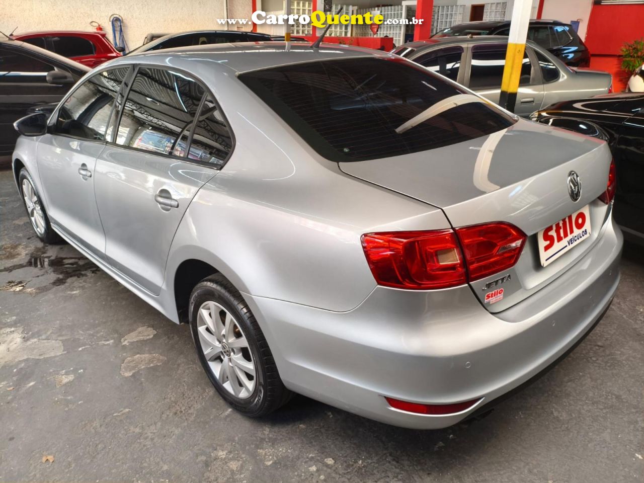 VOLKSWAGEN   JETTA COMFORTLINE 2.0 T.FLEX 8V 4P TIPT.   PRATA 2012 2.0 FLEX - Loja