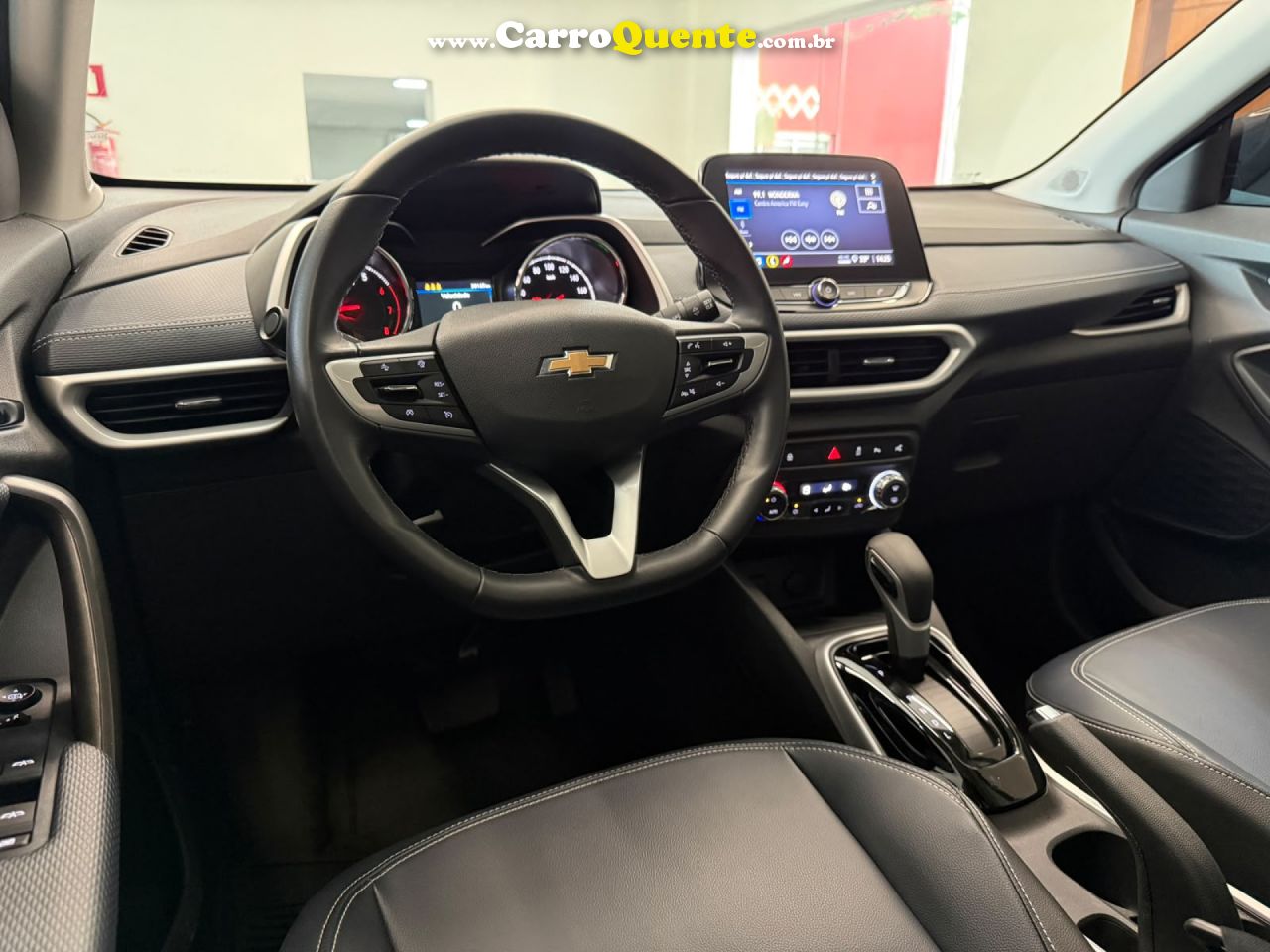 CHEVROLET   TRACKER PREMIER 1.2 TURBO 12V FLEX AUT.   CINZA 2025 1.2 FLEX - Loja