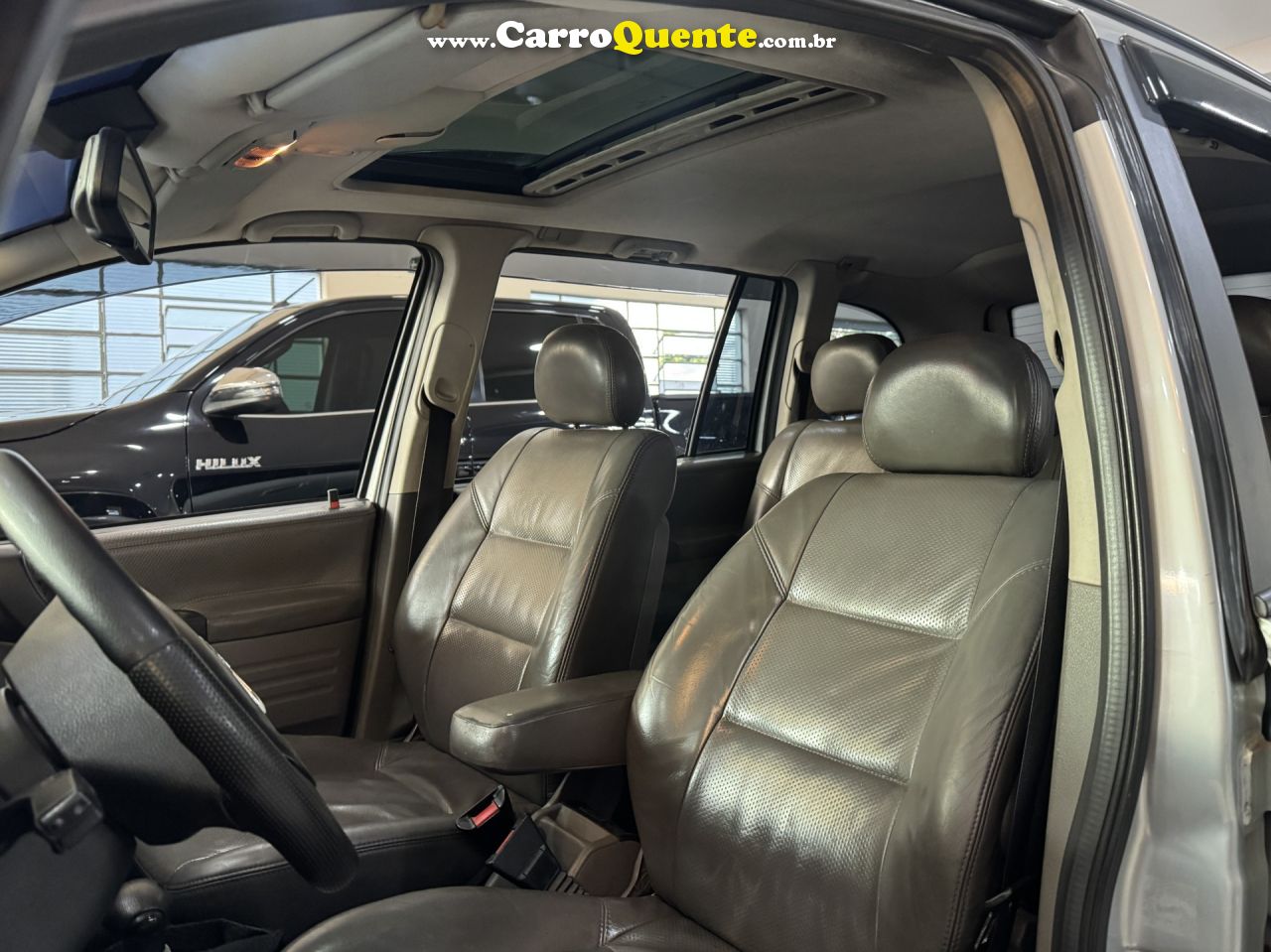 CHEVROLET   ZAFIRA ELITE 2.0 MPFI FLEXPOWER 8V  AUT   PRATA 2006 2.0 FLEX - Loja