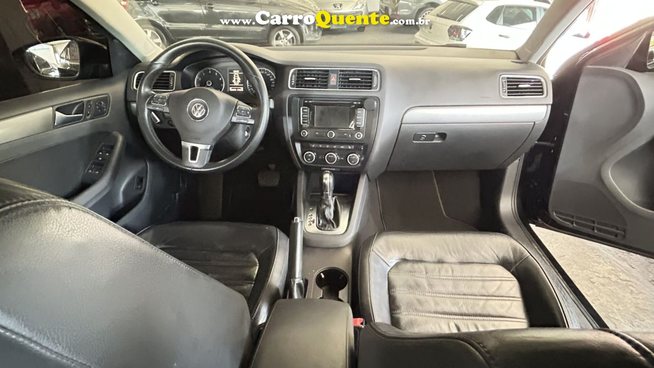 VOLKSWAGEN   JETTA HIGHLINE 2.0 TSI 16V 4P TIPTRONIC   PRETO 2013 2.0 GASOLINA - Loja