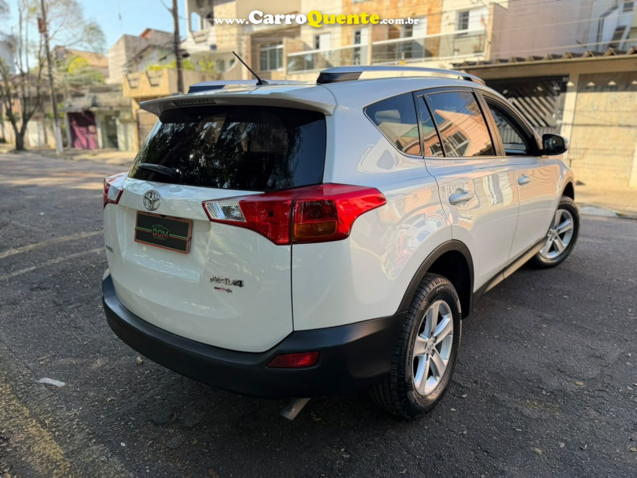 TOYOTA   RAV4 2.0 4X2 16V AUT.   BRANCO 2013 2.0 GASOLINA - Loja